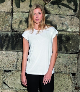 Damska koszulka  z przedłużonym ramieniem