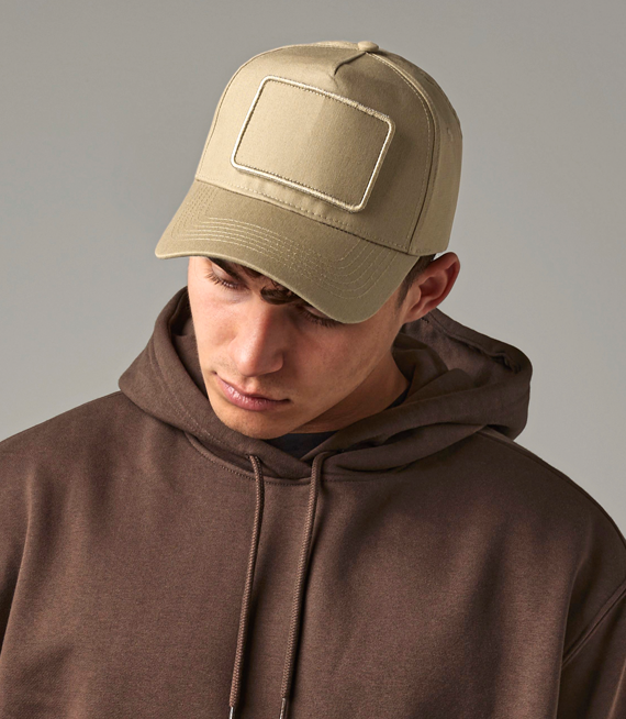 Czapka z daszkiem - z odpinaną naszywką - 5 paneli